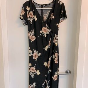 Dynamite floral wrap dress M